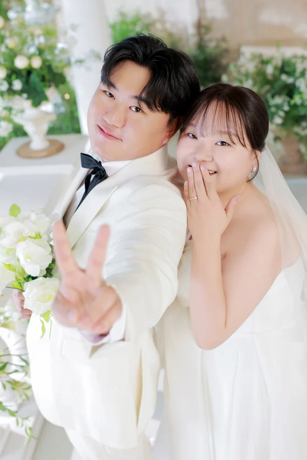 진영과 혜주의 웨딩사진 2