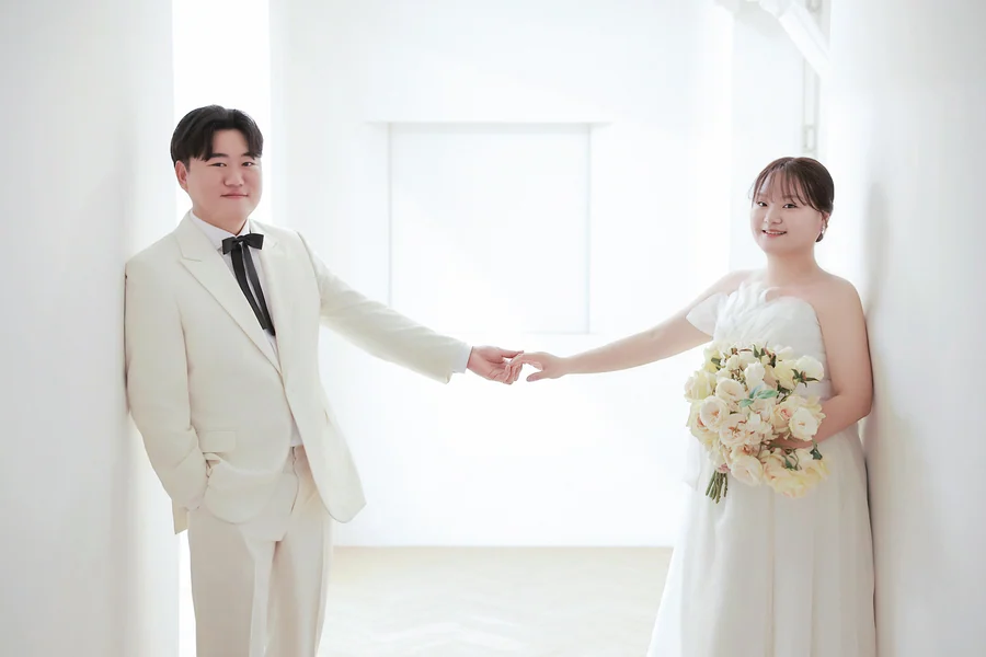 진영과 혜주의 웨딩사진 4