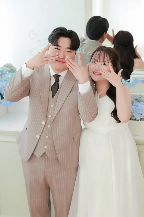 진영과 혜주의 웨딩사진 5